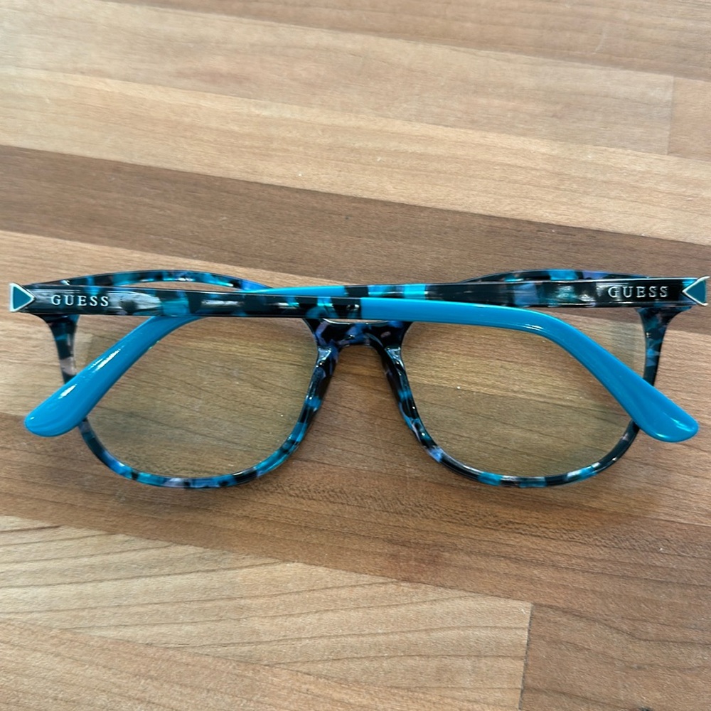 Guess Blue Turquoise Tortoise Black Frames - Picture 2 of 12